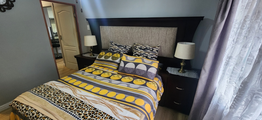 6 Bedroom Property for Sale in Dana Bay Western Cape